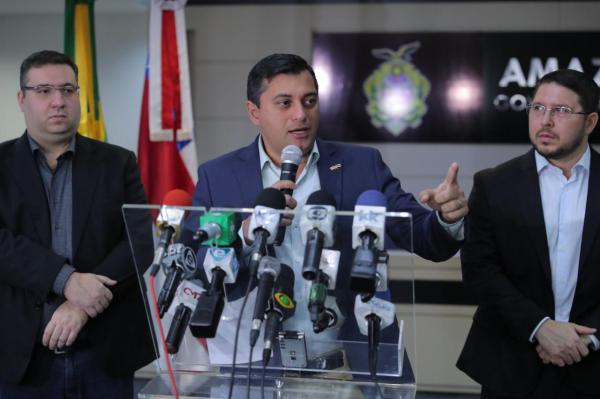 Primeira parcela do 13º já está na conta dos servidores públicos do AM Primeira parcela do 13º já está na conta dos servidores públicos do AM