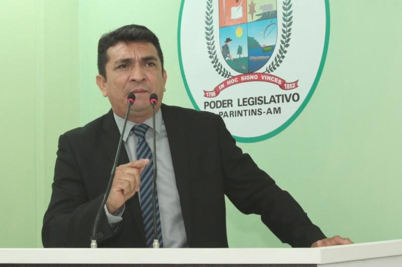 Beto Farias cobra transparência da gestão de Telo Pinto, na Câmara de Parintins Beto Farias cobra transparência da gestão de Telo Pinto, na Câmara de Parintins
