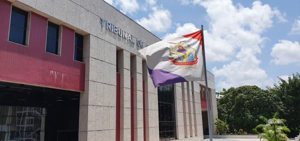 TCE alerta Governo do AM sobre destinação do FTI aos municípios TCE alerta Governo do AM sobre destinação do FTI aos municípios