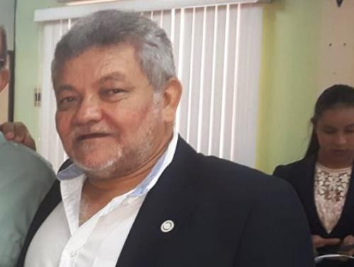 Zé Luis, o pior diretor da Ufam/Parintins Zé Luis, o pior diretor da Ufam/Parintins