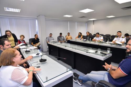 GT do Tarumã define tarefas visando a regularização de flutuantes GT do Tarumã define tarefas visando a regularização de flutuantes