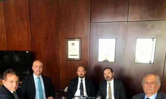 Polo de Fármacos na ZFM é debatido por Pauderney com equipe de Bolsonaro Polo de Fármacos na ZFM é debatido por Pauderney com equipe de Bolsonaro