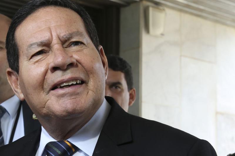 Mourão representará o Brasil em posse do novo presidente da Argentina Mourão representará o Brasil em posse do novo presidente da Argentina