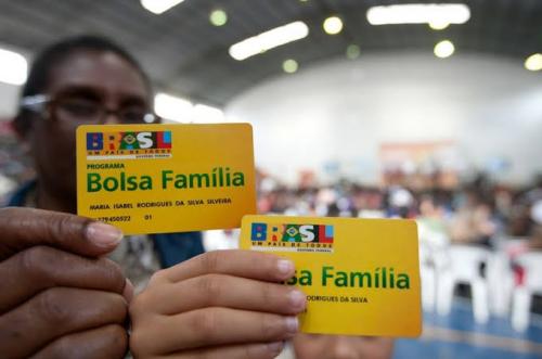 13º do Bolsa Família começa a ser pago hoje (10) 13º do Bolsa Família começa a ser pago hoje (10)