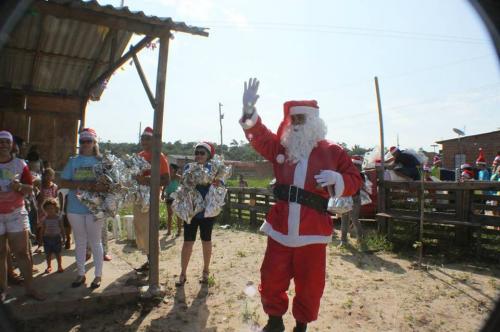 Amigos do Papai Noel irão levar brinquedos, amor e alegria a mais de 4 mil crianças de Manaus e adjacências Amigos do Papai Noel irão levar brinquedos, amor e alegria a mais de 4 mil crianças de Manaus e adjacências
