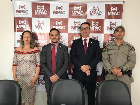 MP do Acre firma parceria com MP/AM para ações na área do trânsito e segurança MP do Acre firma parceria com MP/AM para ações na área do trânsito e segurança