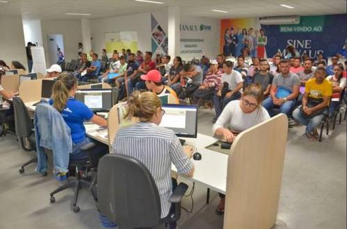 Prefeitura oferta 25 vagas de emprego nesta segunda-feira (16) Prefeitura oferta 25 vagas de emprego nesta segunda-feira (16)