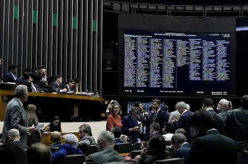 Derrubado veto a projeto de Bolsonaro que incentiva construtoras do Minha Casa Minha Vida Derrubado veto a projeto de Bolsonaro que incentiva construtoras do Minha Casa Minha Vida