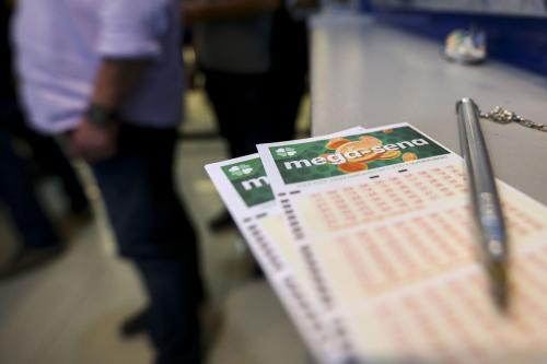 Primeiro sorteio da Mega de 2020 sorteia prêmio de R$ 2 milhões Primeiro sorteio da Mega de 2020 sorteia prêmio de R$ 2 milhões