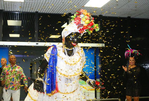 Chegada da Kamélia abre oficialmente o Carnaval de Manaus 2020 Chegada da Kamélia abre oficialmente o Carnaval de Manaus 2020