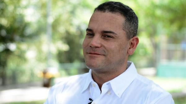 Suposto pistoleiro tenta matar doutor Rogélio com três tiros, em Tabatinga Suposto pistoleiro tenta matar doutor Rogélio com três tiros, em Tabatinga