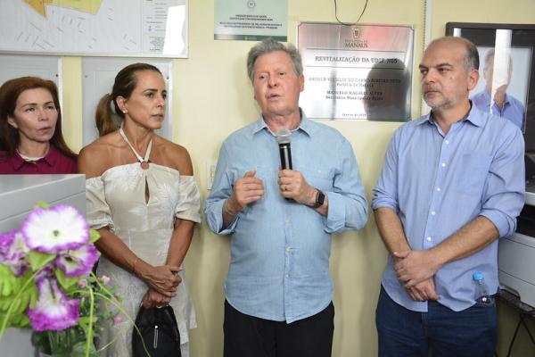 Prefeito entrega UBS na Cidade de Deus revitalizada Prefeito entrega UBS na Cidade de Deus revitalizada