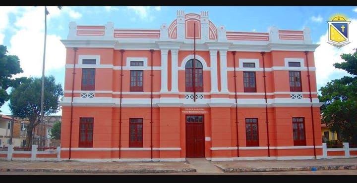 Prefeitura de Ponta de Pedras divulga edital de concurso/2020 com salários de R$ 6,6 mil Prefeitura de Ponta de Pedras divulga edital de concurso/2020 com salários de R$ 6,6 mil