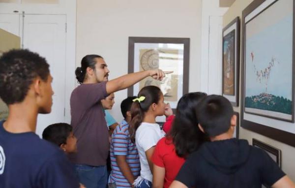 Museu da Cidade recebe visita de crianças e adolescentes do Janell Doylle Museu da Cidade recebe visita de crianças e adolescentes do Janell Doylle