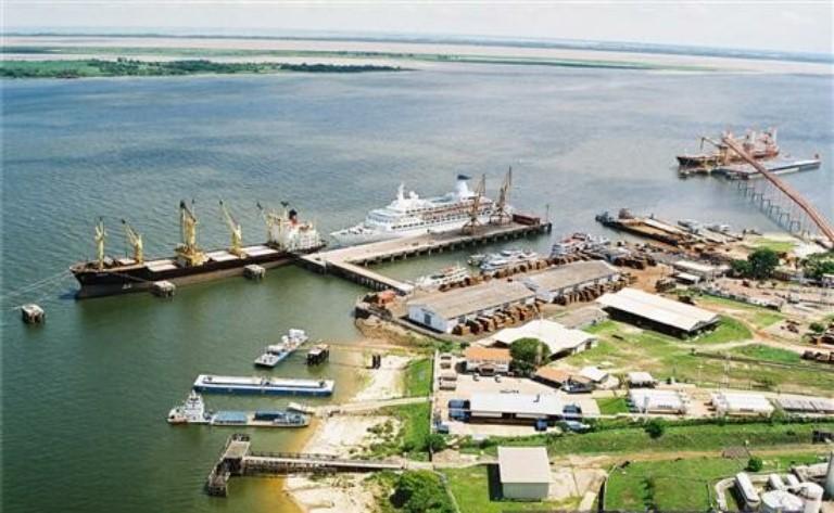Porto de Santarém é o 1º do país em crescimento de cargas; grãos são os responsáveis Porto de Santarém é o 1º do país em crescimento de cargas; grãos são os responsáveis