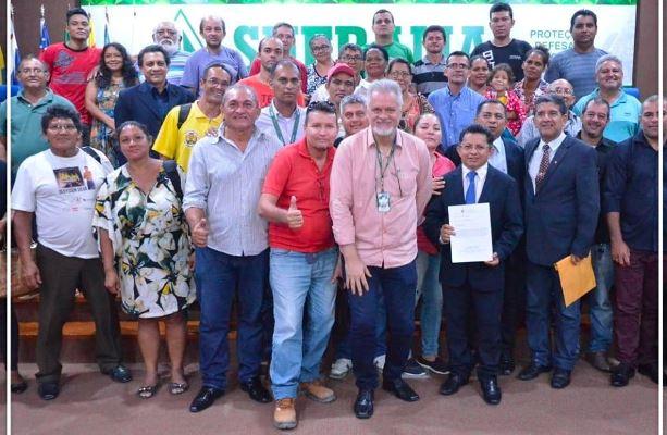 Sinésio Campos quer regularização fundiária para produtores do Rio Preto e Amazonas Sinésio Campos quer regularização fundiária para produtores do Rio Preto e Amazonas