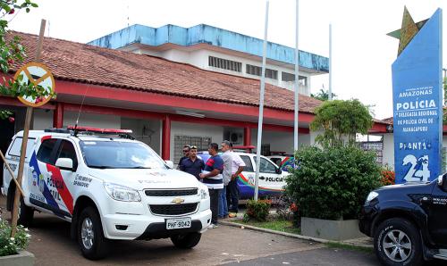 Polícia Civil prende vice-presidente de uma das cirandas de Manacapuru, por estupro de vulnerável Polícia Civil prende vice-presidente de uma das cirandas de Manacapuru, por estupro de vulnerável