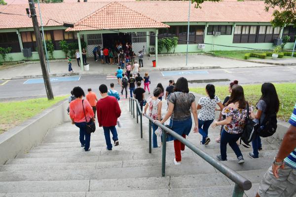 UEA abre mais de 150 vagas para pós-graduações UEA abre mais de 150 vagas para pós-graduações