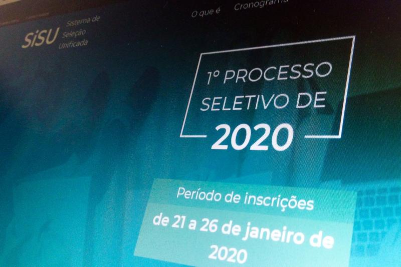 Presidente do STJ libera divulgação do Sisu: 'Nada de lesivo aos estudantes' Presidente do STJ libera divulgação do Sisu: 'Nada de lesivo aos estudantes'