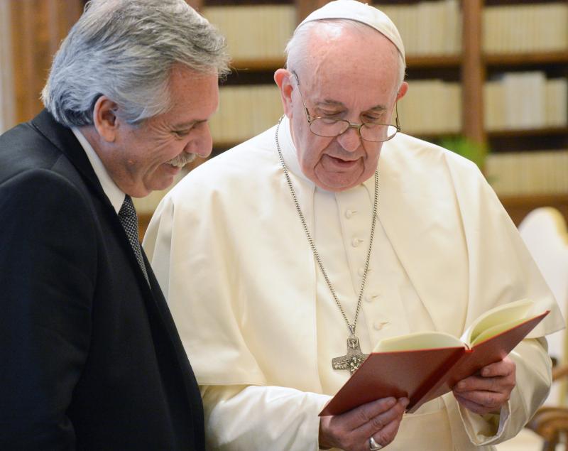 Papa Francisco receberá Lula, diz presidente argentino Papa Francisco receberá Lula, diz presidente argentino