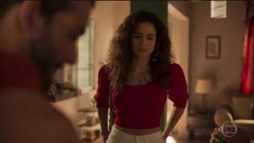 Sandro e Érica se apaixonam em 'Amor de Mãe' Sandro e Érica se apaixonam em 'Amor de Mãe'