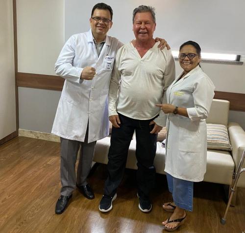Prefeito Arthur Neto recebe alta hospitalar Prefeito Arthur Neto recebe alta hospitalar