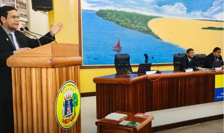 Nélio envia a Câmara reforma administrativa da Prefeitura, mas PL não cita concurso, diz vereador Nélio envia a Câmara reforma administrativa da Prefeitura, mas PL não cita concurso, diz vereador