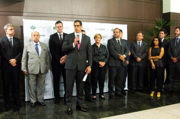 'Não é favor nem luxo, é obrigação', diz defensor geral ao inaugurar sede em Brasília 'Não é favor nem luxo, é obrigação', diz defensor geral ao inaugurar sede em Brasília