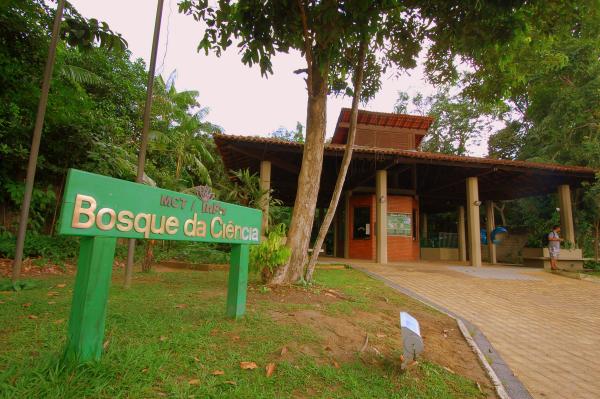 Bolsa Universidade convoca beneficiários para atuar no Bosque da Ciência, em Manaus Bolsa Universidade convoca beneficiários para atuar no Bosque da Ciência, em Manaus
