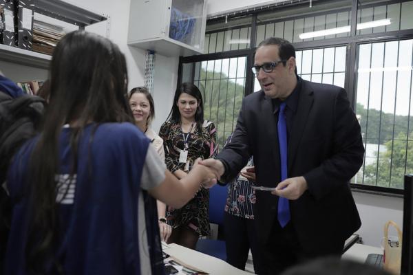 De olho no futuro, Judiciário cria programas para jovens no TJAM De olho no futuro, Judiciário cria programas para jovens no TJAM