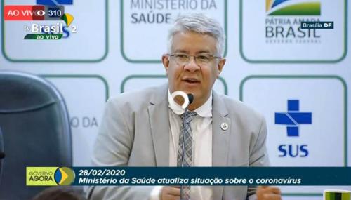 Sobe para 182 casos suspeitos do novo coronavírus no Brasil Sobe para 182 casos suspeitos do novo coronavírus no Brasil