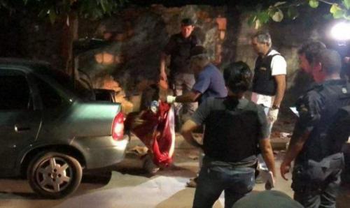 Trio é abordado e PM encontra cadáver no porta-malas do carro, em Manaus Trio é abordado e PM encontra cadáver no porta-malas do carro, em Manaus