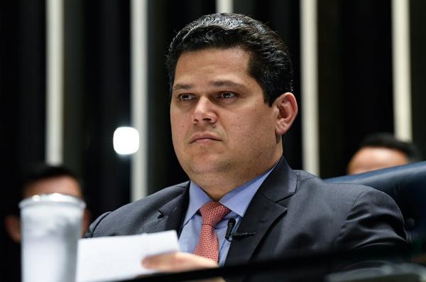 Alcolumbre chega à Manaus nesta quinta (12) para discutir ZFM e Reforma Tributária Alcolumbre chega à Manaus nesta quinta (12) para discutir ZFM e Reforma Tributária