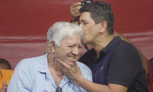 Morre Chicão Garcia, pai de Bi Garcia, prefeito de Parintins Morre Chicão Garcia, pai de Bi Garcia, prefeito de Parintins