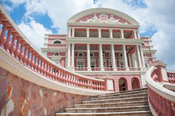 Portal da Cultura oferece videoaulas gratuitas e visita virtual em 360 graus ao Teatro Amazonas Portal da Cultura oferece videoaulas gratuitas e visita virtual em 360 graus ao Teatro Amazonas