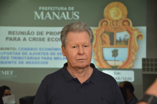 Arthur anuncia corte de R$ 500 milhões para enfrentar crise da Covid-19; salários de servidores são assegurados Arthur anuncia corte de R$ 500 milhões para enfrentar crise da Covid-19; salários de servidores são assegurados