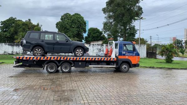 Empresário é detido pelo Detran-AM por liderar carreata proibida pela Justiça Empresário é detido pelo Detran-AM por liderar carreata proibida pela Justiça