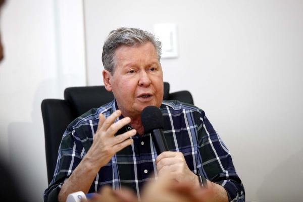 Medidas de contingenciamento do prefeito de Manaus por coronavírus, valem por 120 dias Medidas de contingenciamento do prefeito de Manaus por coronavírus, valem por 120 dias