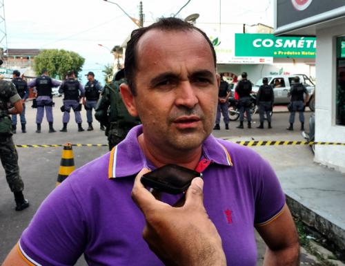 Normando Bessa aproveita a pandemia e faz da Prefeitura 'cabide de emprego' Normando Bessa aproveita a pandemia e faz da Prefeitura 'cabide de emprego'