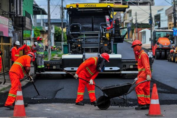 'Requalifica' tem novas frentes de obras no Puraquequara, Praça 14 e Monte das Oliveiras 'Requalifica' tem novas frentes de obras no Puraquequara, Praça 14 e Monte das Oliveiras