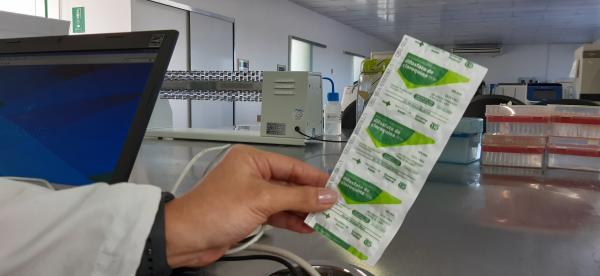 Tropical ganha novas bolsas de pós-graduação do Programa de Combate a Epidemias Tropical ganha novas bolsas de pós-graduação do Programa de Combate a Epidemias