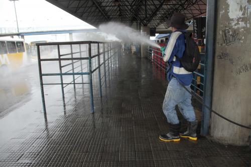 Estruturas do transporte coletivo e UBSs seguem recebendo ações de higienização, em Manaus Estruturas do transporte coletivo e UBSs seguem recebendo ações de higienização, em Manaus