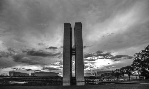 Senado aprova socorro de R$ 125 bilhões a estados e municípios Senado aprova socorro de R$ 125 bilhões a estados e municípios