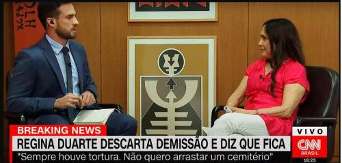 Regina Duarte canta música da ditadura e minimiza crimes do período: 'sempre houve morte e tortura' Regina Duarte canta música da ditadura e minimiza crimes do período: 'sempre houve morte e tortura'