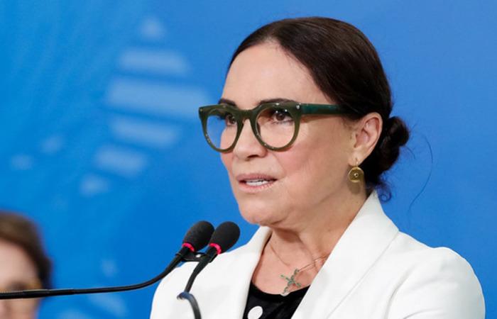 Regina Duarte deixa a Secretaria de Cultura do governo Bolsonaro Regina Duarte deixa a Secretaria de Cultura do governo Bolsonaro