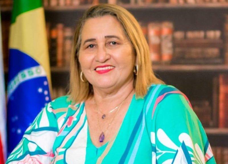 MPF processa prefeita de Pauini (AM) por suposto desvio de R$ 2 milhões do FNDE MPF processa prefeita de Pauini (AM) por suposto desvio de R$ 2 milhões do FNDE
