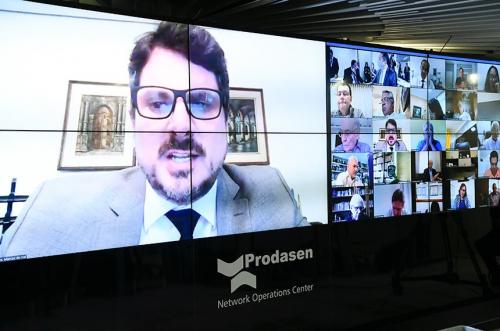 Senado aprova MP que cria 860 funções comissionadas na PF Senado aprova MP que cria 860 funções comissionadas na PF