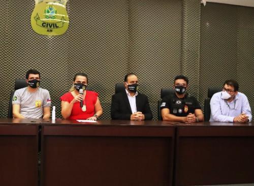 Polícia prende três em operação que investiga desvio de R$ 1,1 milhão em medicamentos da FCecon Polícia prende três em operação que investiga desvio de R$ 1,1 milhão em medicamentos da FCecon