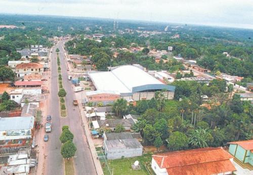 Juiz manda prefeito de Iranduba fazer manutenção de toda a rede pública de iluminação Juiz manda prefeito de Iranduba fazer manutenção de toda a rede pública de iluminação