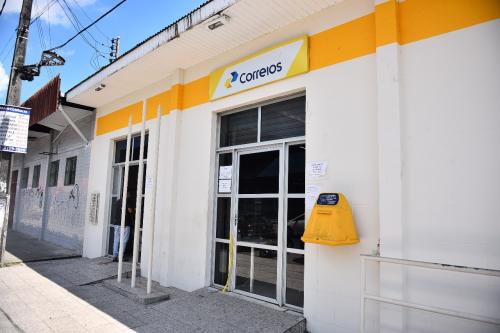8 mil pessoas já podem retirar o cartão 'Apoio Cidadão' nos Correios 8 mil pessoas já podem retirar o cartão 'Apoio Cidadão' nos Correios